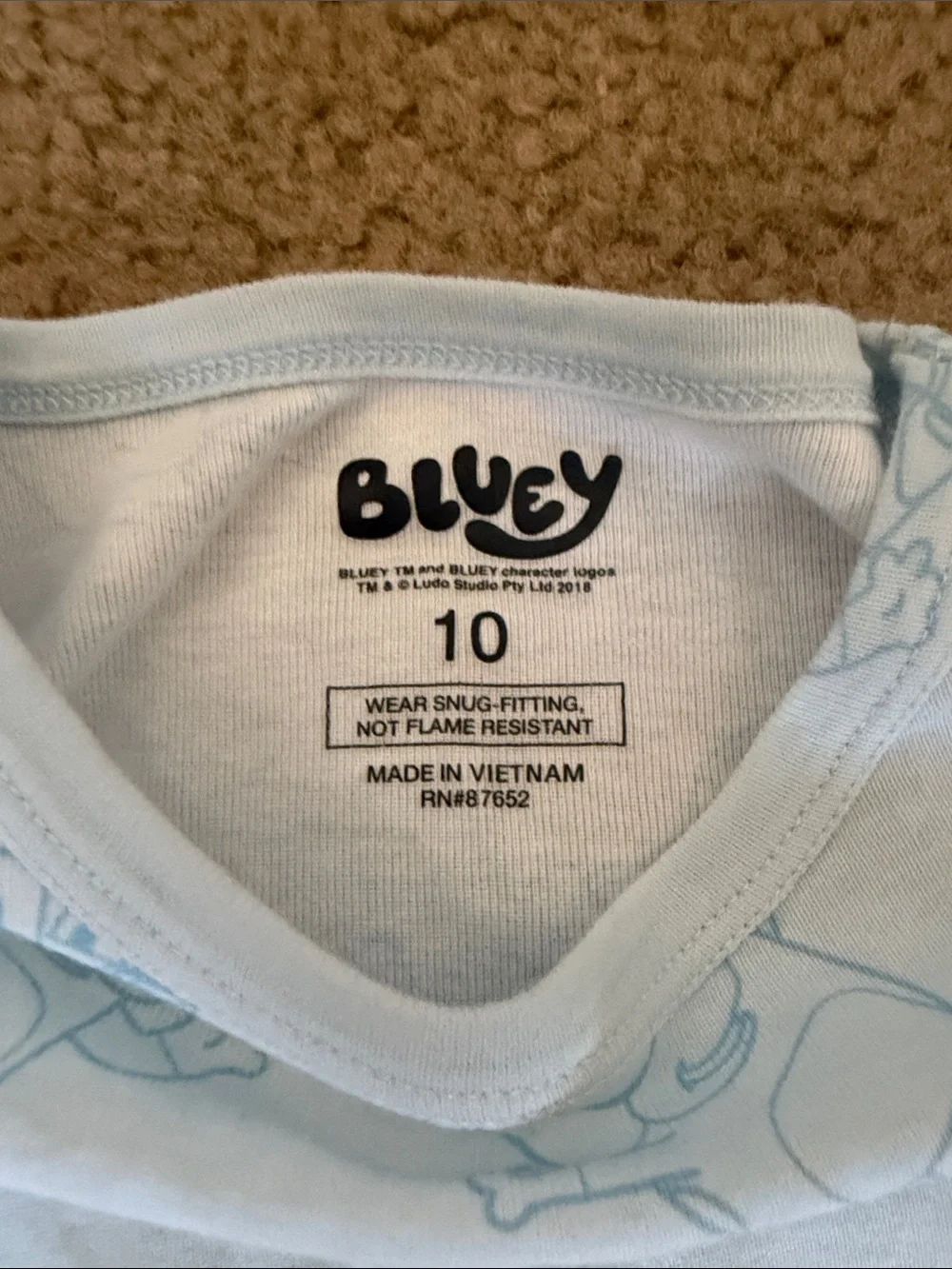 Bluey soft light